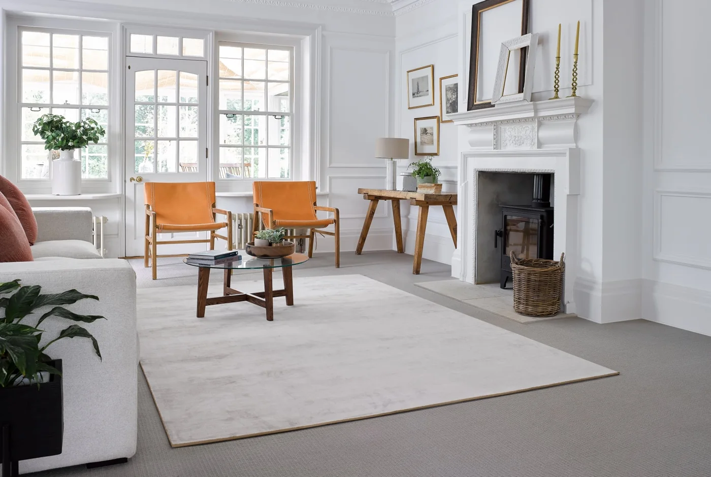 Riviera Home Mayfair Champagne Taupe carpet room setting